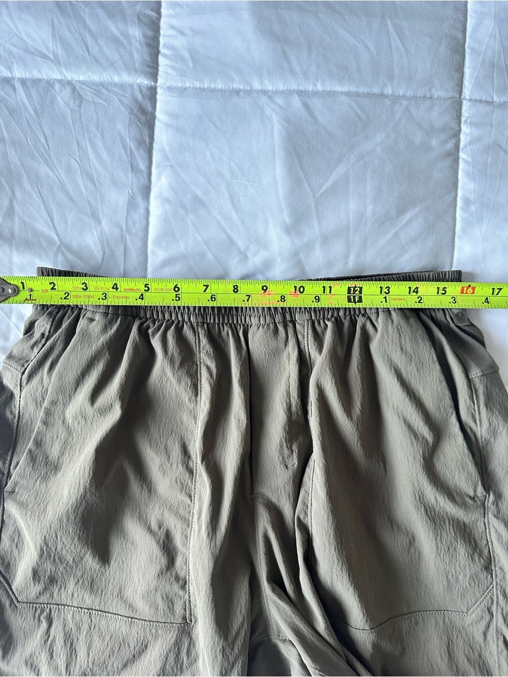 Men’s Lululemon Bowline Woven 8” Inseam Shorts Size L Dark Brown - Picture 8 of 8